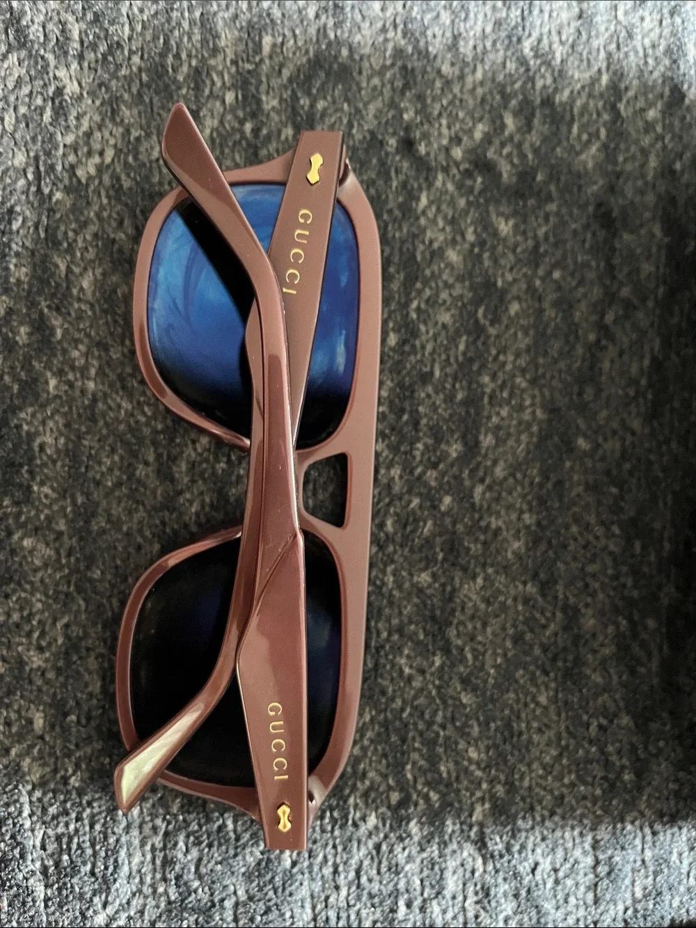 Gucci Women’s Brown Frame Sunglasses with Black Lenses and Gold Accents